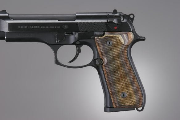 Beretta 92 Lamo Camo Checkered