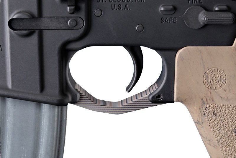 AR-15/M-16 Contour Trigger Guard G10 - G-Mascus Dark Earth