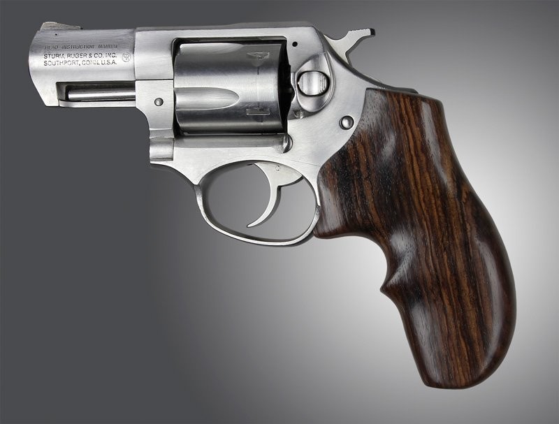 Ruger SP101 Rosewood Top Finger Groove