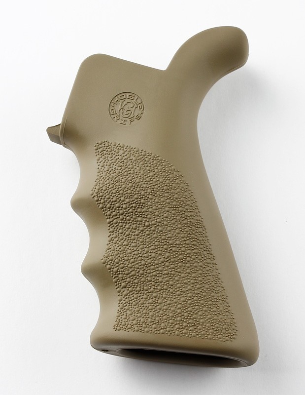 AR-15/M-16 Rubber Grip Beavertail with Finger Grooves Flat Dark Earth