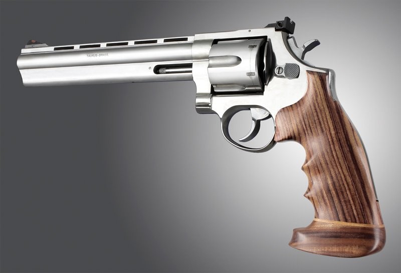 Taurus Med. & Lg. Sq. Butt Kingwood Big Butt