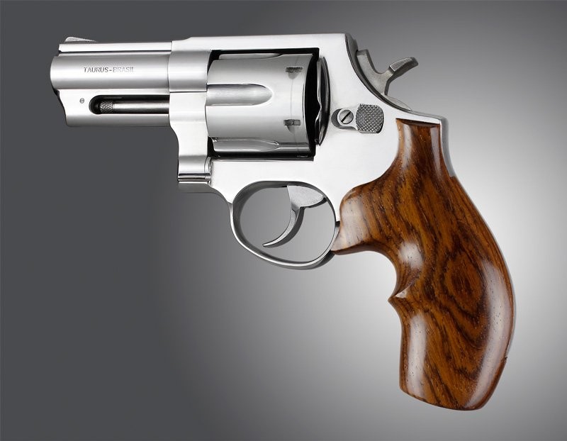 Taurus Med. & Lg. Rd. Butt Cocobolo Top Finger Groove