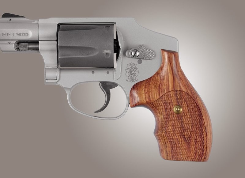 J Frame Round Butt Bantam, Tulipwood, Checkered