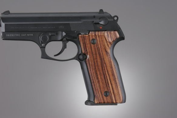 Beretta Cougar 8045 Kingwood Checkered