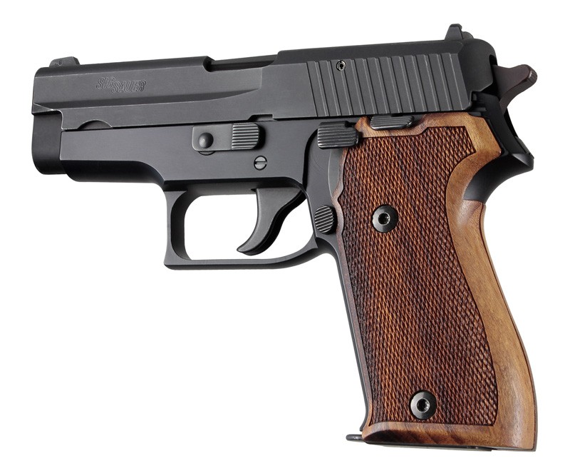 SIG Sauer P225 Goncalo Checkered