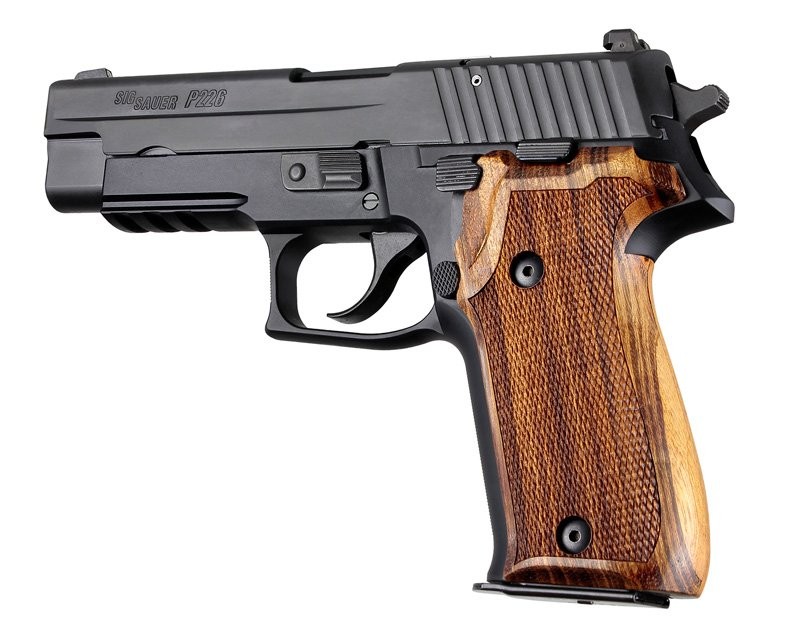 SIG Sauer P226 Goncalo Checkered