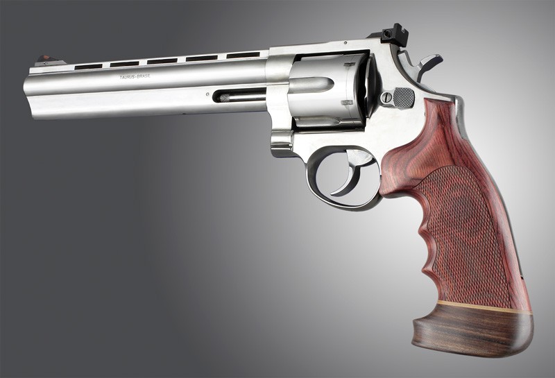 Taurus Med. & Lg. Sq. Butt Rose Lam Big Butt Checkered