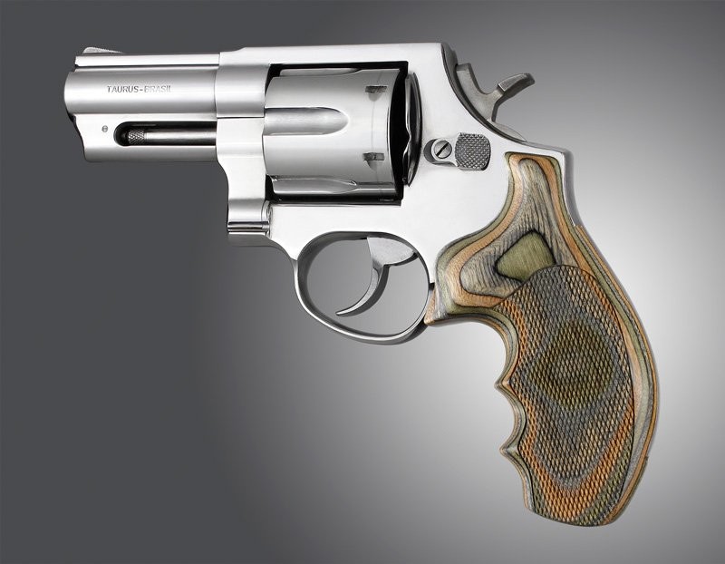Taurus Med. & Lg. Rd. Butt Lamo Camo Checkered
