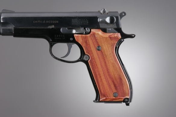 S&W 39 Tulipwood Checkered