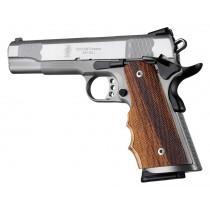 1911 Govt. Model Goncalo With Finger Groove, S&A/Techwell Mag Well, Checkered
