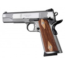 1911 Govt. Model Goncalo S&A/Techwell Mag Well Checkered Panels