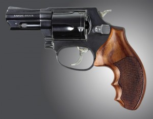 Taurus 85 Cocobolo Checkered