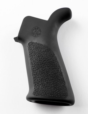 AR-15/M-16 Rubber Grip Beavertail with No Finger Grooves Black