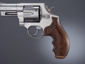 Taurus Med. & Lg. Rd. Butt Pau Ferro Stripe/Cap