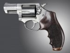 Ruger SP101 Rosewood Stripe Cap Checkered