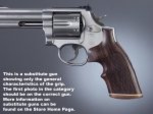 Dan Wesson Small Frame Rosewood Top Finger Groove, Stripe/Cap, Checkered